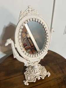 lot 18 image: Victorian Brass Vanity Mirror