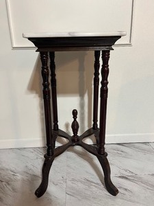 lot 46 image: Antique Marble Side Table  Plant Stand