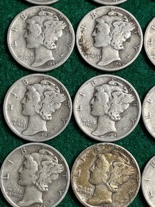 Group of Mercury Dines