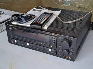lot 204 image: Pioneer VSX-D9025 AudioVideo Stereo Receiver with Remote Control
