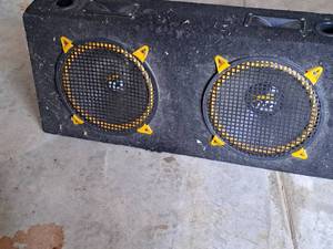 lot 219 image: JD Speaker