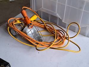 lot 188 image: Lot of (2) Shop Trouble Lights