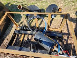 lot 141 image: 2022 Agrotk SSECAG-Y Heavy Duty Auger Attachment (New, Never Used ) with (3) Auger Attachments