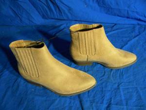 Brand New Universal Thread Ultimate Comfort Bev Flats Size 7