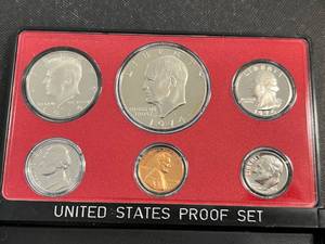 1974 US PROOF SET IN ORIGINAL PACKAGING