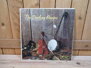 lot 198 image: Curtis McPeake - The Dueling Banjos - Vinyl Record