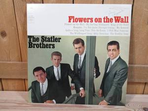 lot 196 image: The Statler Brothers - Flowers on the Wall - 1966 - Vinyl Record