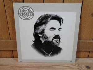 lot 172 image: Kenny Rogers - Kenny Rogers - 1977 - Vinyl Record