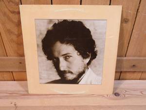 lot 163 image: Bob Dylan - New Morning - 1970 - Vinyl Record