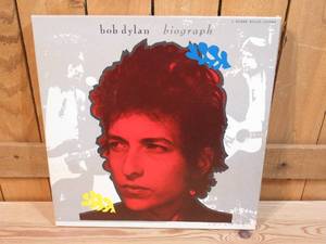 lot 161 image: Bob Dylan - Biograph - 1985 - Vinyl Record