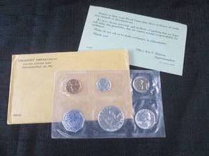lot 35 image: 1960 US Proof Coins Set Philadelphi...