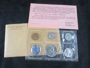 lot 37 image: 1962 US Proof Coins Set Philadelphi...