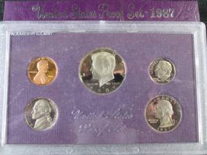 lot 59 image: 1987 United States Proof Set...