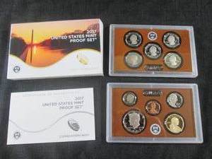 lot 89 image: 2017 United States Mint Proof Set w...