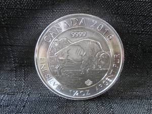 lot 261 image: 2016 Canada 8 Dollars 1 14 Ounce A...