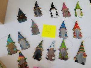 lot 53 image: 15 Hand Painted & Epoxy Coated Gnome Ornaments