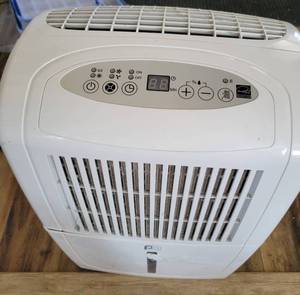 lot 55 image: Perfect Aire Dehumidifier