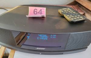 lot 64 image: Electric Bose Radio With Remote