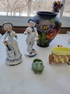 lot 78 image: Two Figurines-A Small Green Frog-A Flower Pot-A Large Vase With Flowers On it