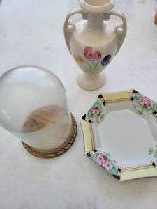 lot 82 image: Handpainted Nippon Plate-Vase-Glass