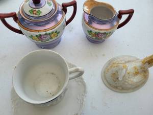 lot 86 image: Sugar & Creamer-Made In Japan Or Germany-Cup & Saucer Set