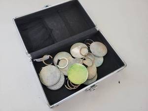 lot 149 image: Black & Silver Briefcase Filled With Key Holders