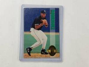 lot 16 image: Alex Rodriguez Rookie 1993 Classic Collection No. 260