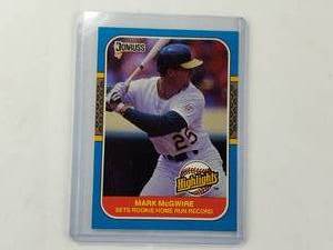 lot 19 image: Mark McGwire Rookie Home Run Record Donruss 87 No. 27