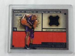 lot 34 image: Vince Carter Basketballs Best 2002 Fleer No. 15