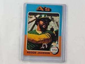 lot 38 image: Reggie Jackson 1975 Topps No. 300