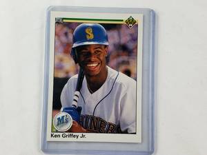 lot 43 image: Ken Griffey Jr. 1990 Upper Deck No. 156