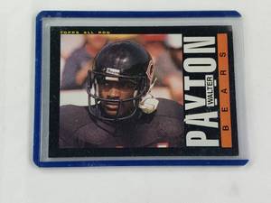 lot 74 image: Walter Payton Topps All Pro 1985 No. 33