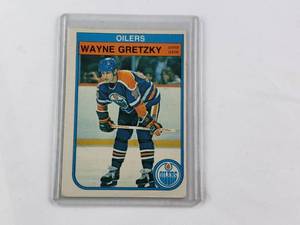lot 109 image: Wayne Gretzky 1982 O-Pee-Chee No. 106
