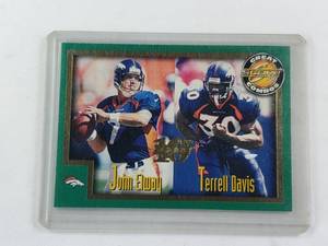 lot 187 image: John Elway and Terrell Davis 1999 Score Great Combos No. 271, Numbered 9091989