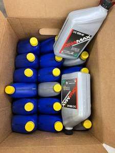 lot 3 image: ASSORTED MOTOR OIL