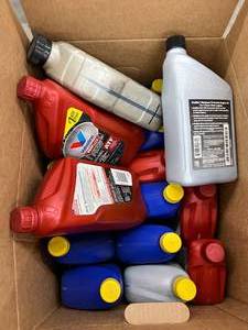 lot 9 image: ASSORTED MOTOR OIL