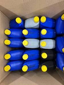 lot 52 image: ASSORTED MOTOR OIL