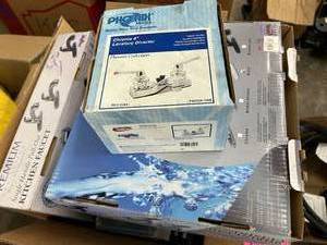lot 62 image: ASSORTED PLUMBING ITEMS-CAMPERTRAILER