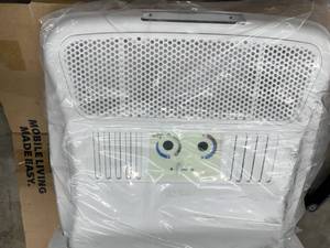 lot 76 image: AIR CONDITIONER SERIES