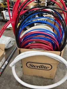 lot 112 image: BOX ASSORTED PLUMBING TUBING