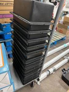 lot 126 image: 12 PLASTIC BLACK DISCONNECT VENTS