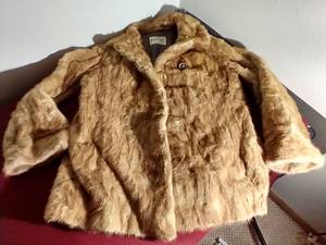 lot 12 image: Vintage H.E. Rotter Fur Coat