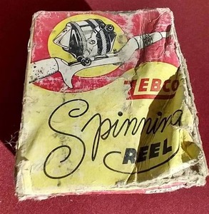 lot 64 image: Vintage Zebco Spinning Reel & Box