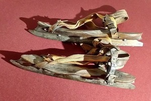 lot 94 image: Antique Ice Skates