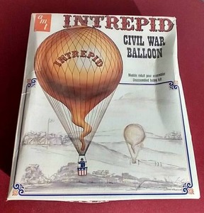 lot 99 image: Vintage Intrepid Civil War Balloon Model