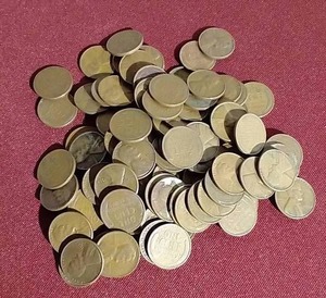 lot 121 image: 100 Wheat Pennies