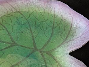 Gorgeous Glass Leaf Dish