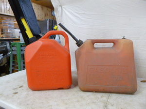 2 Gas Cans