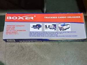 lot 441 image: Boxer 2000-lbs Truckbed Cargo Unloader (New)