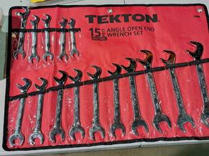 lot 469 image: MIT Tekton 15-piece Metric Angle Open End Wrench Set with Carry Pouch
